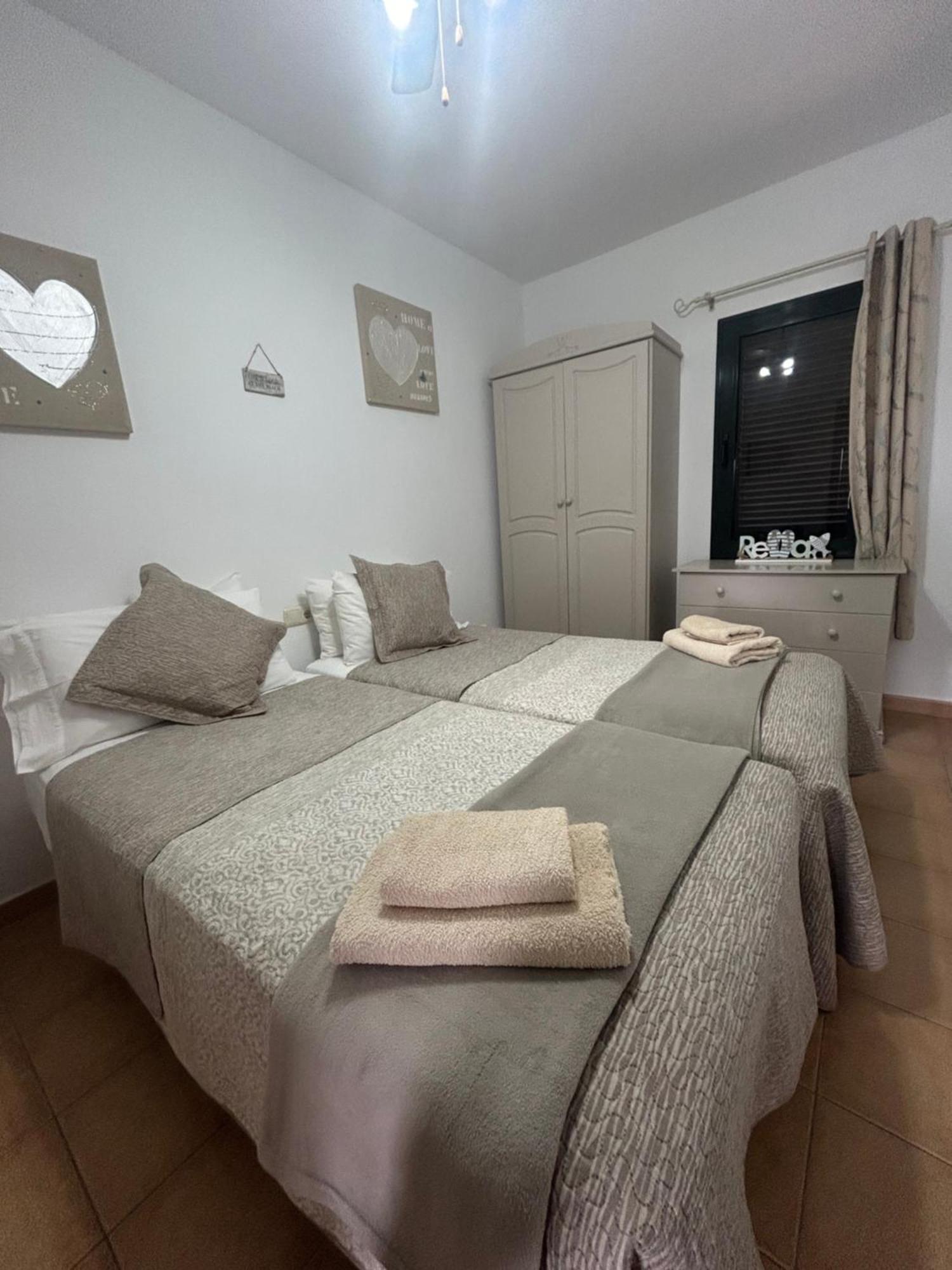 Casa Orilla! Beautiful Private Holiday Villa With Hot Tub La Oliva Dış mekan fotoğraf